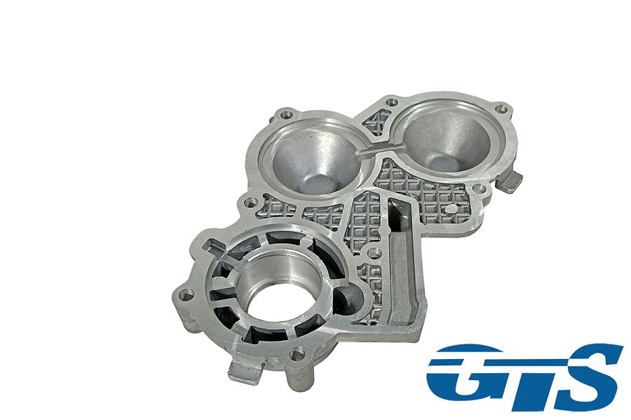Крышка задняя раздаточной коробки для а/м ВАЗ-2121,21213, (2121-01802080-10) 